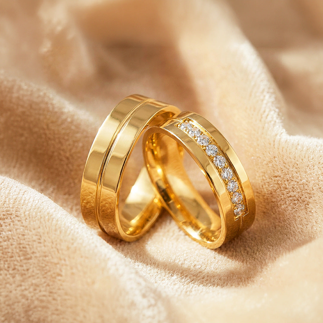 Adoration | Grooved and Channel-Set Wedding Band