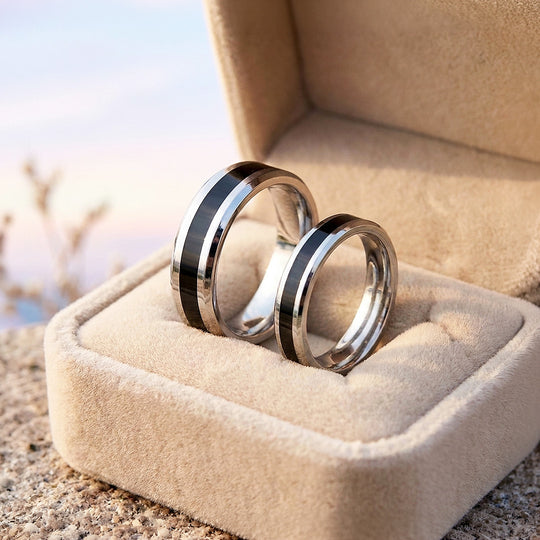 Amor | High-Polished Bevelled Edge Dual-Tone Flat Wedding Band