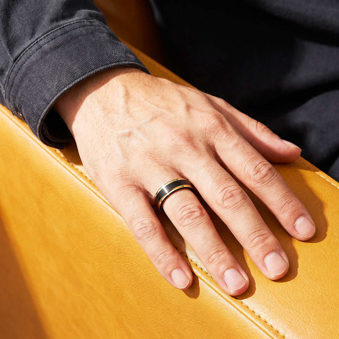 Black &amp; Gold Groove Ring | Men&