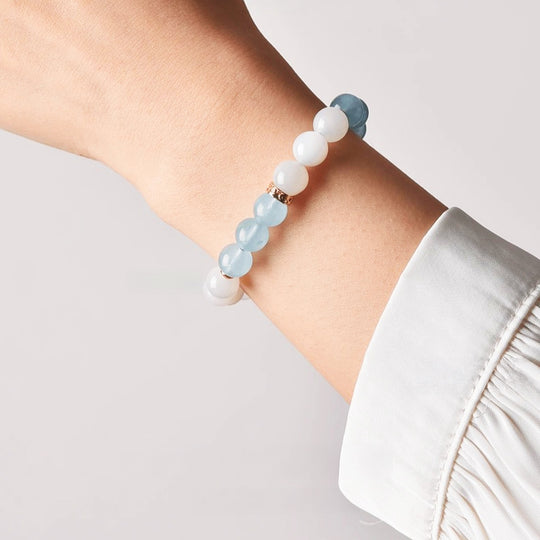 C215 - Aquamarine with White Moonstone