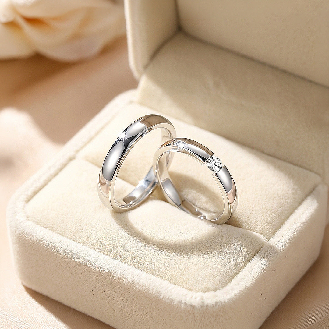 Cotton | High-Polished Single-Stone Tension-Set Dome Wedding Band