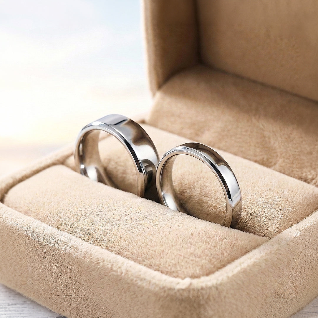 Infinity Bond Silver | High-Polished Bevelled Flat Wedding Band