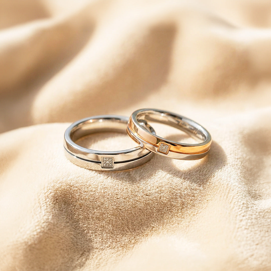 Lush | Pavé Square Setting and Offset Groove Court Wedding Band