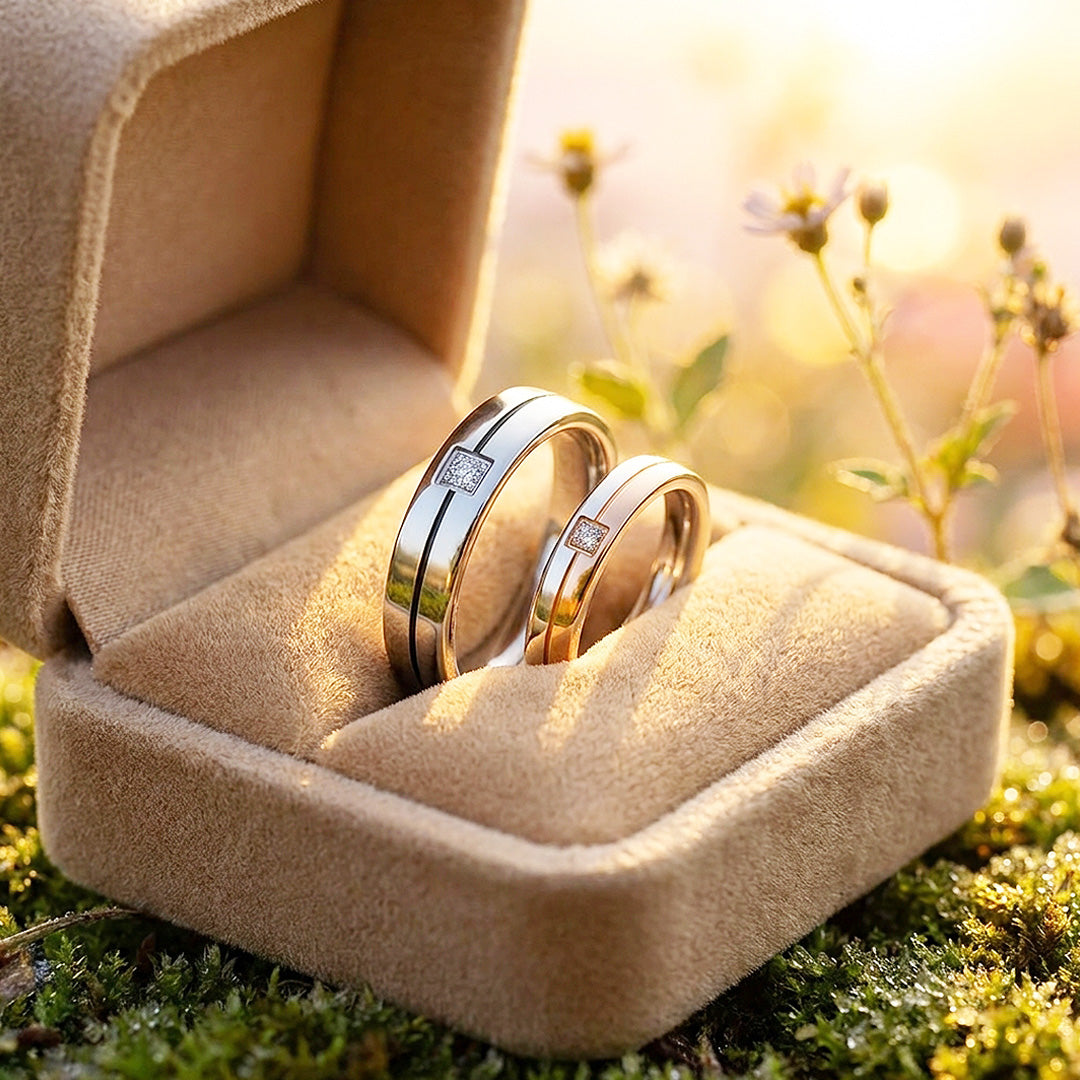 Lush | Pavé Square Setting and Offset Groove Court Wedding Band