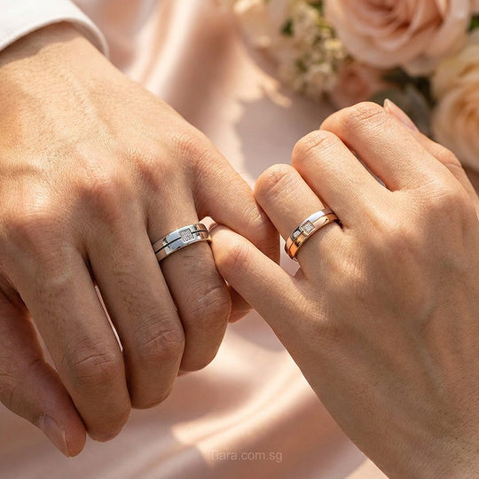 Lush | Pavé Square Setting and Offset Groove Court Wedding Band
