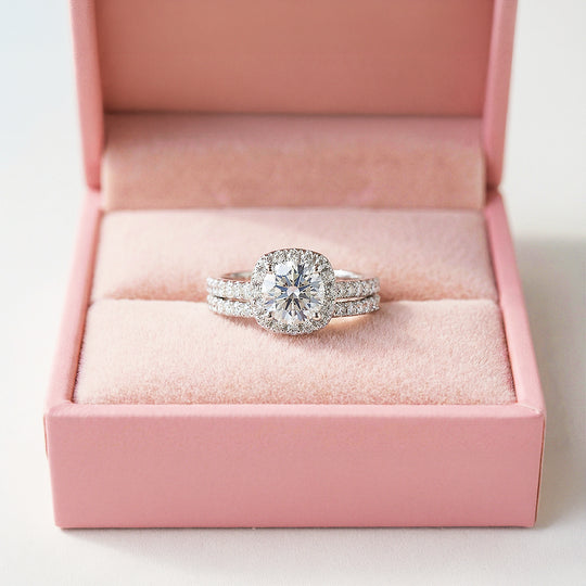 1ct White Gold Finish Cushion Halo Ring Set - Luxe1988