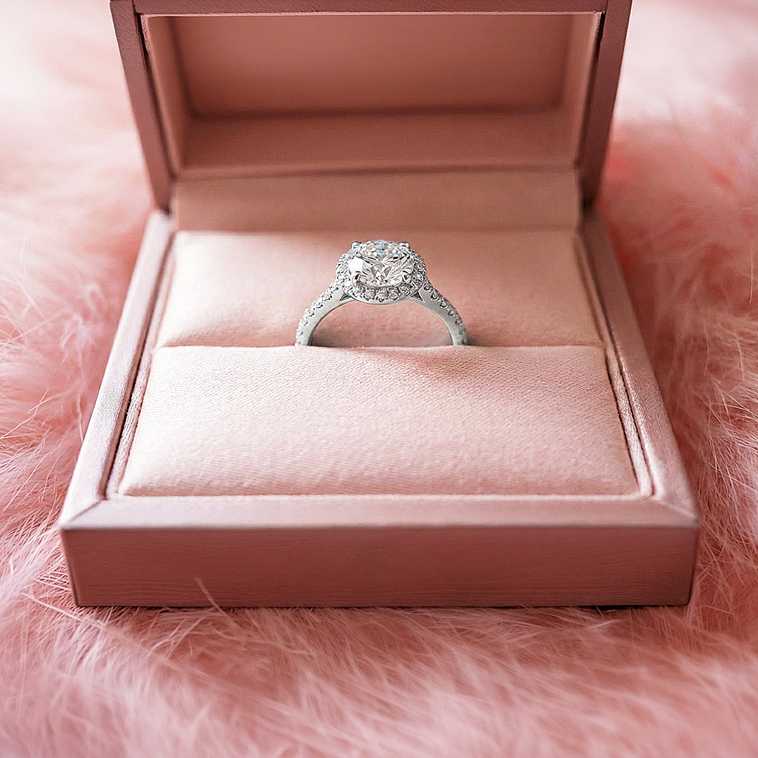 1.5ct White Gold Finish Halo Ring - Luxe1990