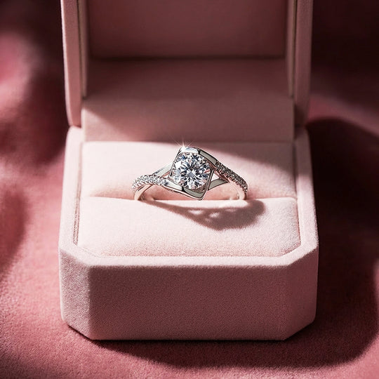 Round Brilliant Engagement Ring | Luxe2002 - new designs | Singapore Jewellery, Wedding Rings &amp; Gifts | Same Day Delivery | Tiara.com.sg