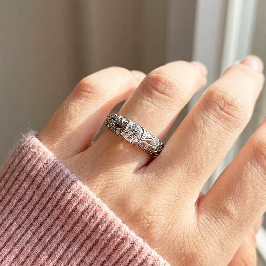 Round Vintage Engagement Ring | Luxe2033 - Ring | Singapore Jewellery, Wedding Rings &amp; Gifts | Same Day Delivery | Tiara.com.sg