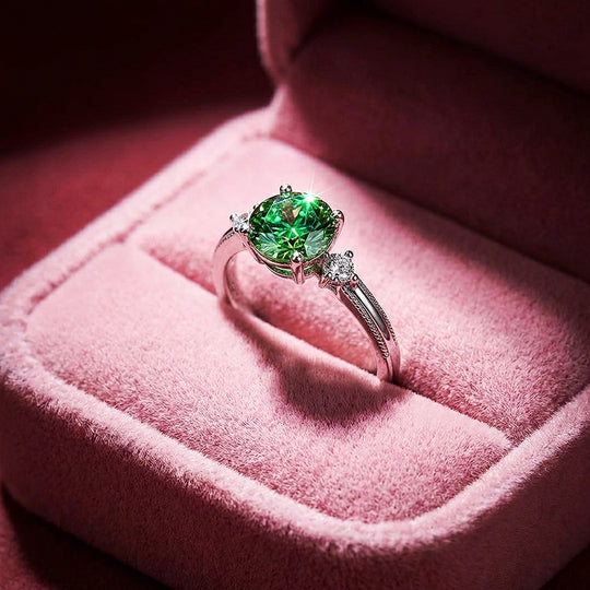 Round Cut Engagement Ring | Luxe2045