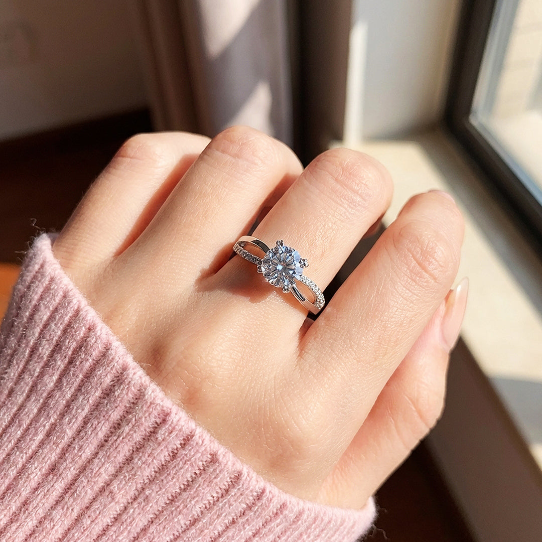 Round Cut Split Band Engagement Ring | Luxe2052 - Ring | Singapore Jewellery, Wedding Rings & Gifts | Same Day Delivery | Tiara.com.sg