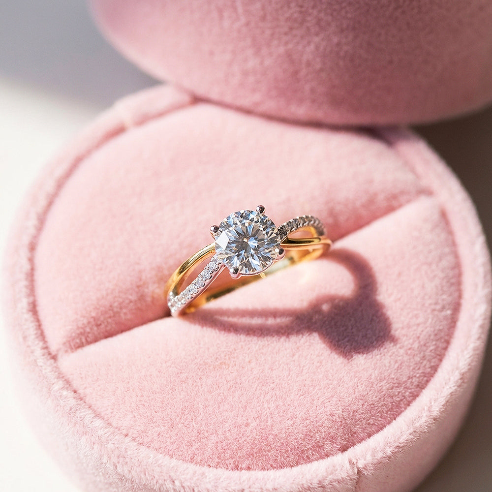 Round Cut Engagement Ring | Luxe2053 - Ring | Singapore Jewellery, Wedding Rings & Gifts | Same Day Delivery | Tiara.com.sg