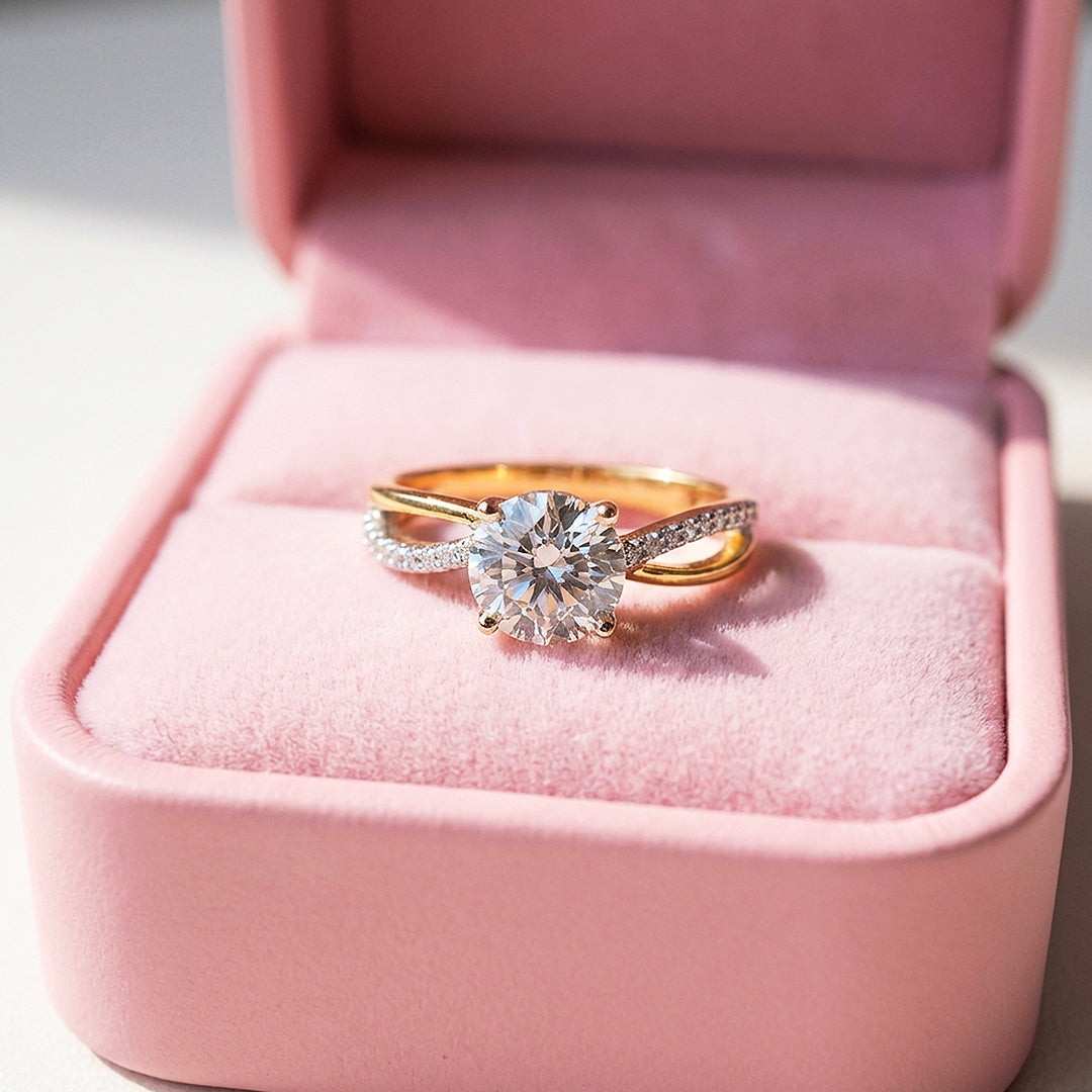 Round Cut Engagement Ring | Luxe2053 - Ring | Singapore Jewellery, Wedding Rings &amp; Gifts | Same Day Delivery | Tiara.com.sg