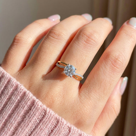 Round Cut Engagement Ring | Luxe2053 - Ring | Singapore Jewellery, Wedding Rings &amp; Gifts | Same Day Delivery | Tiara.com.sg