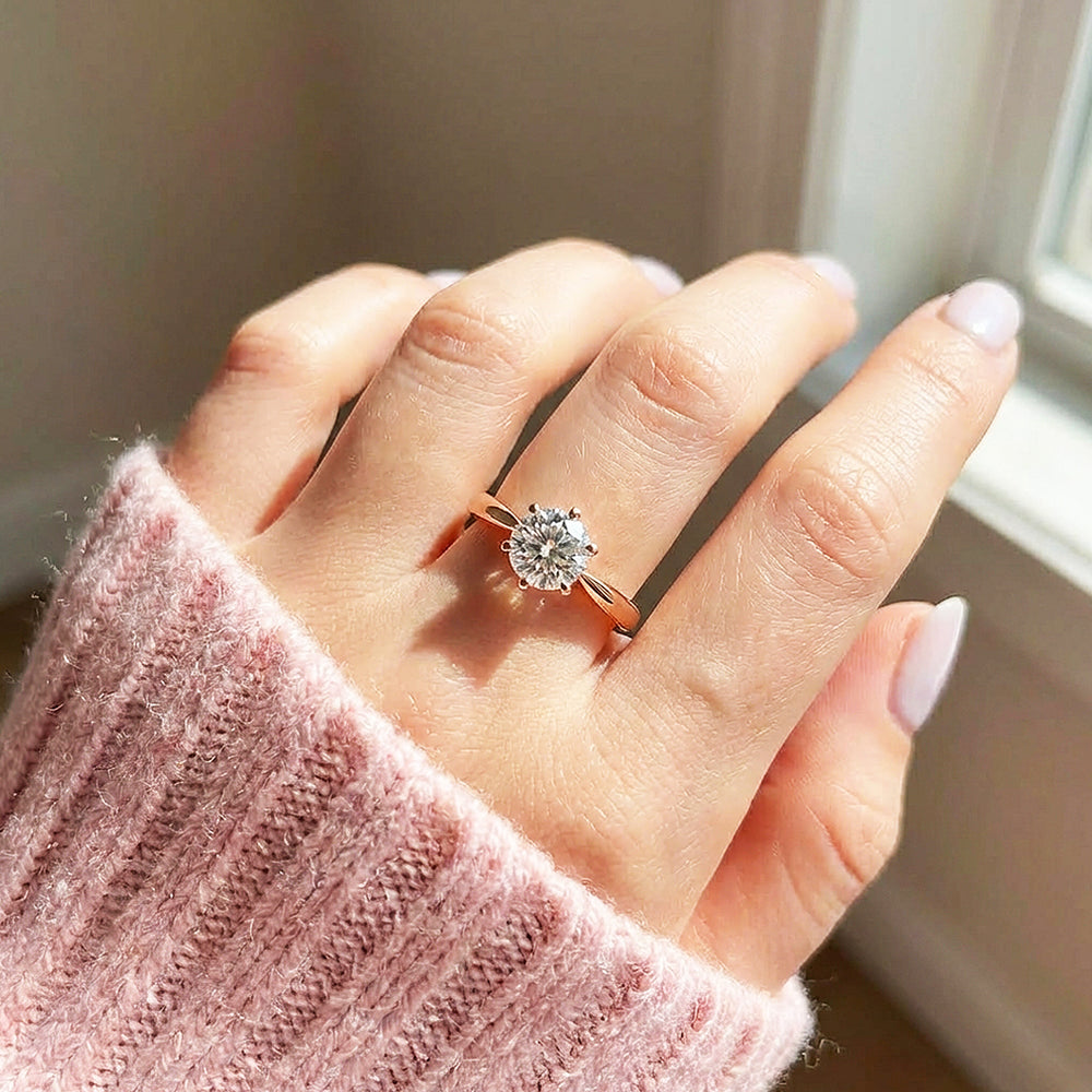 Round Cut Solitaire Engagement Ring | Luxe2056 - Ring | Singapore Jewellery, Wedding Rings & Gifts | Same Day Delivery | Tiara.com.sg