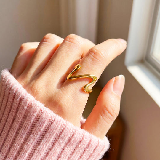 Wave V-Shape Ring | Gold-Plated Adjustable Ring | Luxe2057