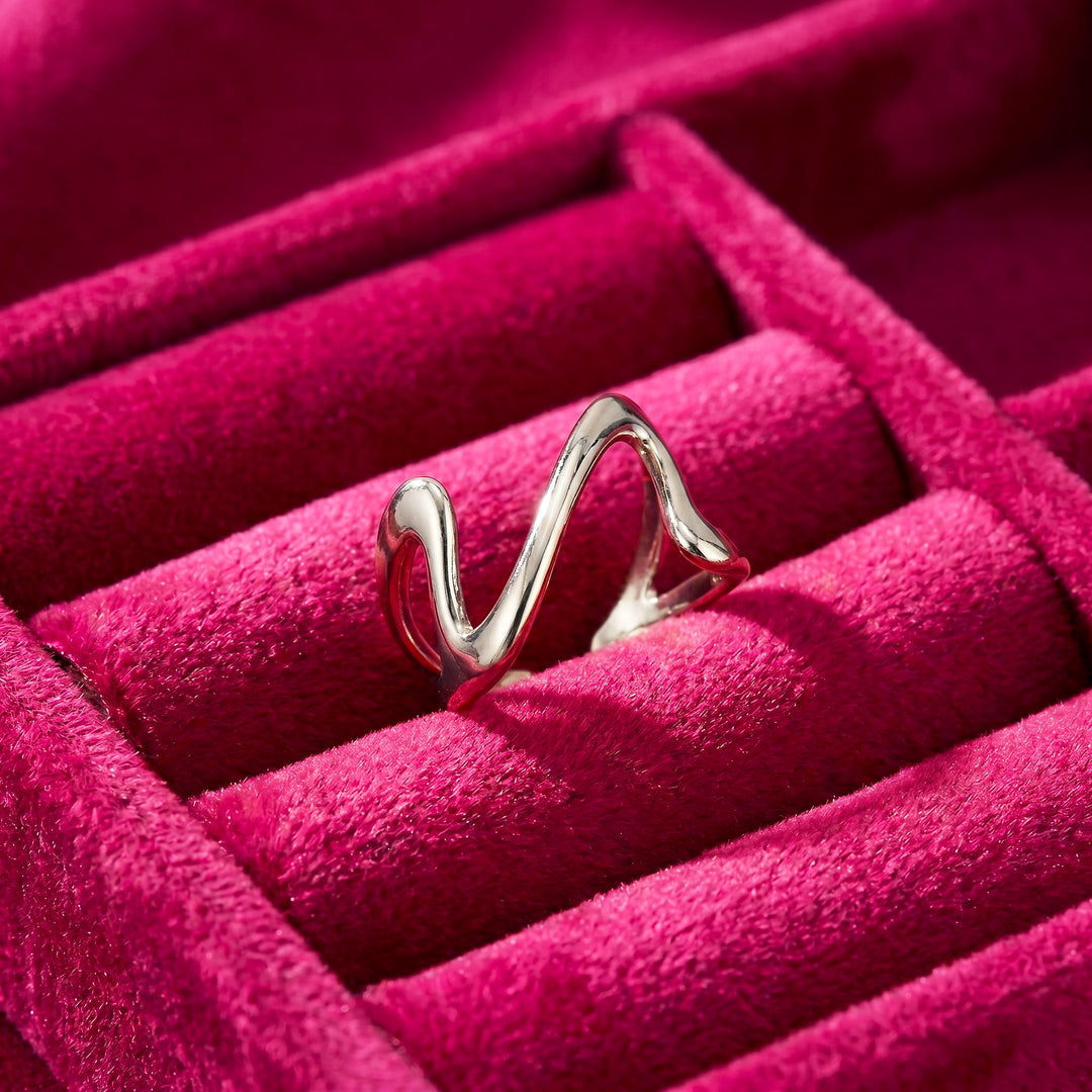 Wave V-Shape Ring | White Gold-Plated Adjustable Ring | Luxe2058