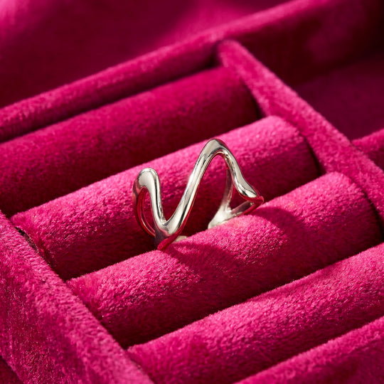 Wave V-Shape Ring | White Gold-Plated Adjustable Ring | Luxe2058