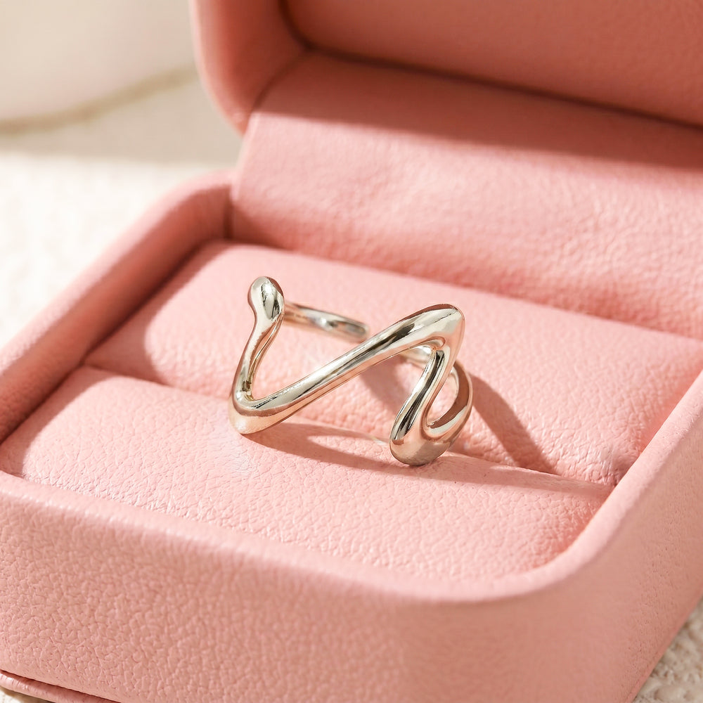 Wave V-Shape Ring | White Gold-Plated Adjustable Ring | Luxe2058