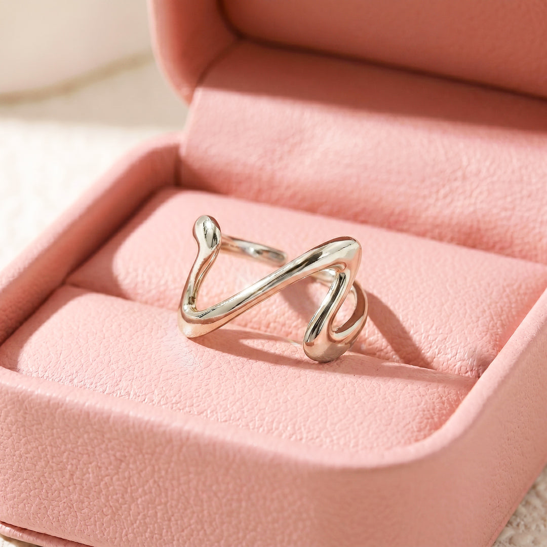 Wave V-Shape Ring | White Gold-Plated Adjustable Ring | Luxe2058