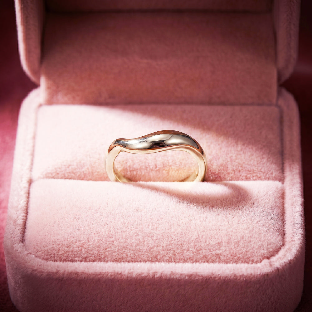 Fluid Wave Band Ring | White Gold-Plated Adjustable Ring | Luxe2064