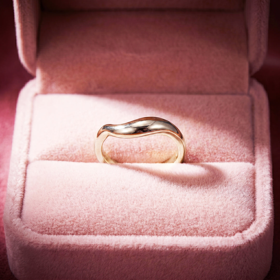 Fluid Wave Band Ring | White Gold-Plated Adjustable Ring | Luxe2064