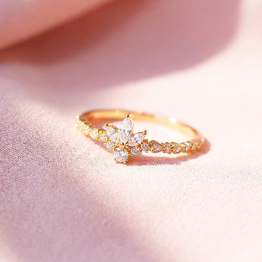 Marquise Floral Cluster Ring | Gold | Luxe2072