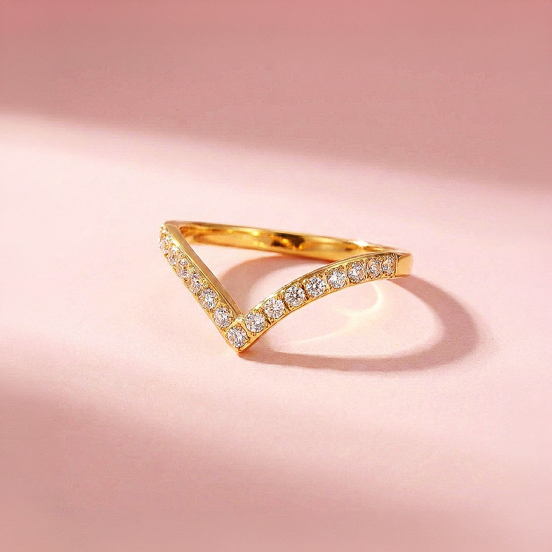 V-Shape Stone-Set Chevron Ring | Luxe2087