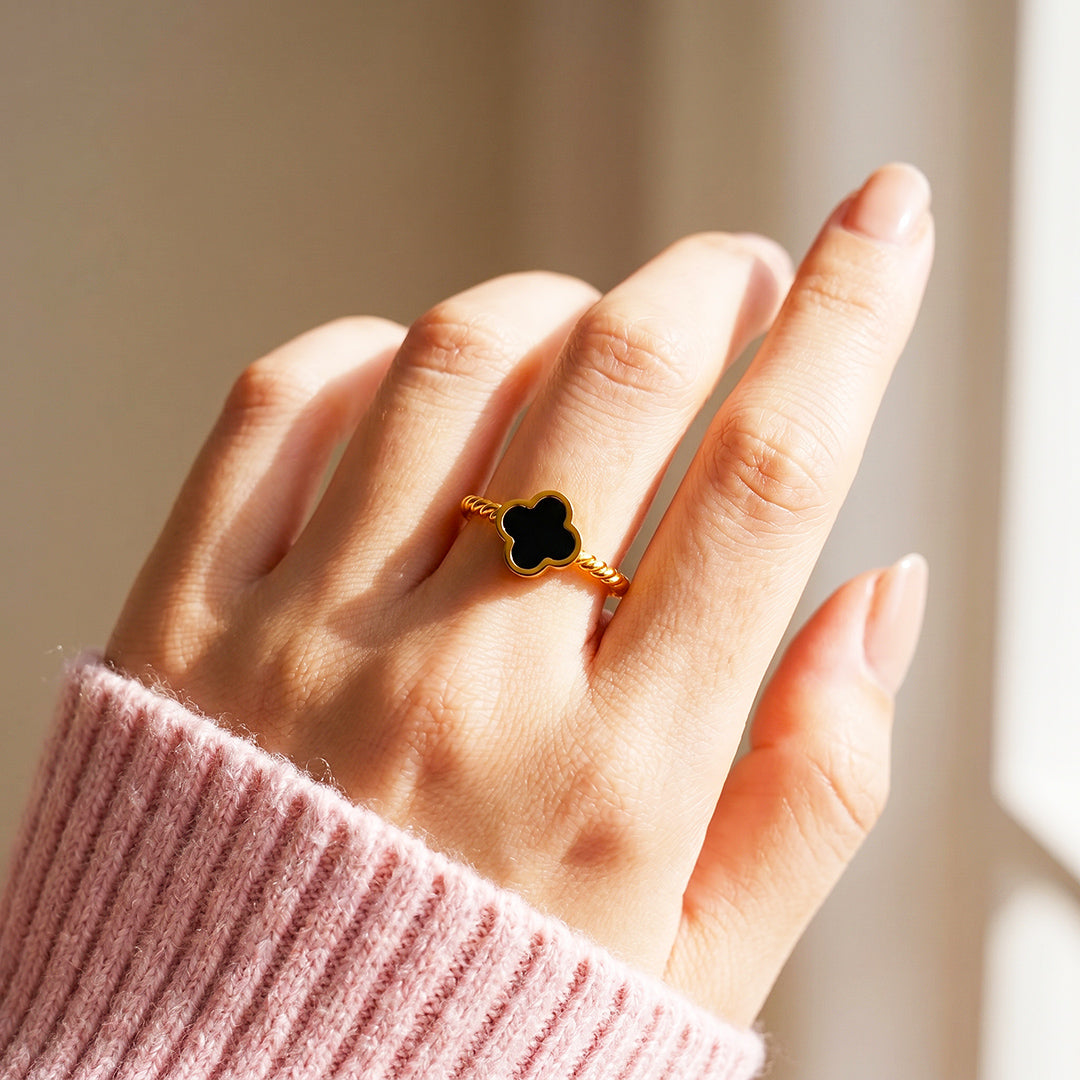 Black Clover &amp; Twisted Rope Band Ring | Luxe2094