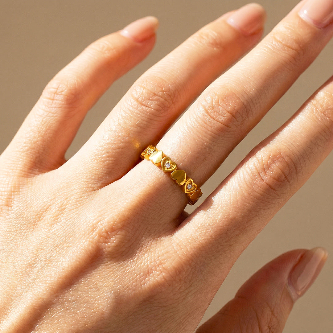 Heart &amp; Diamond Simulant Eternity Band Ring | Luxe2096