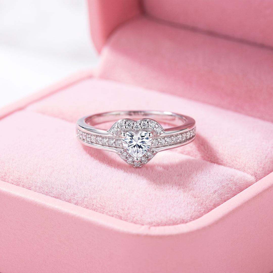 Heart Halo Solitaire Ring with Pavé Split Band | Luxe2097