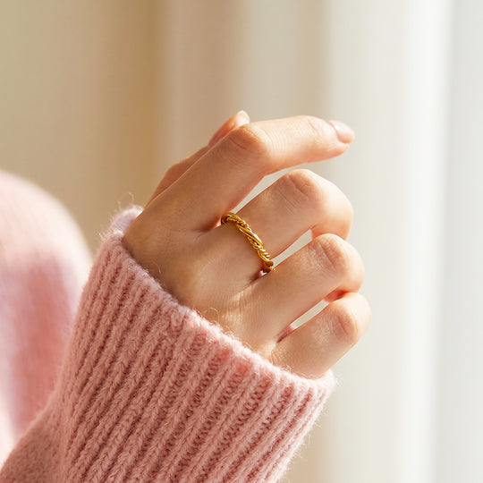 Twisted Rope Band Ring | Luxe2099