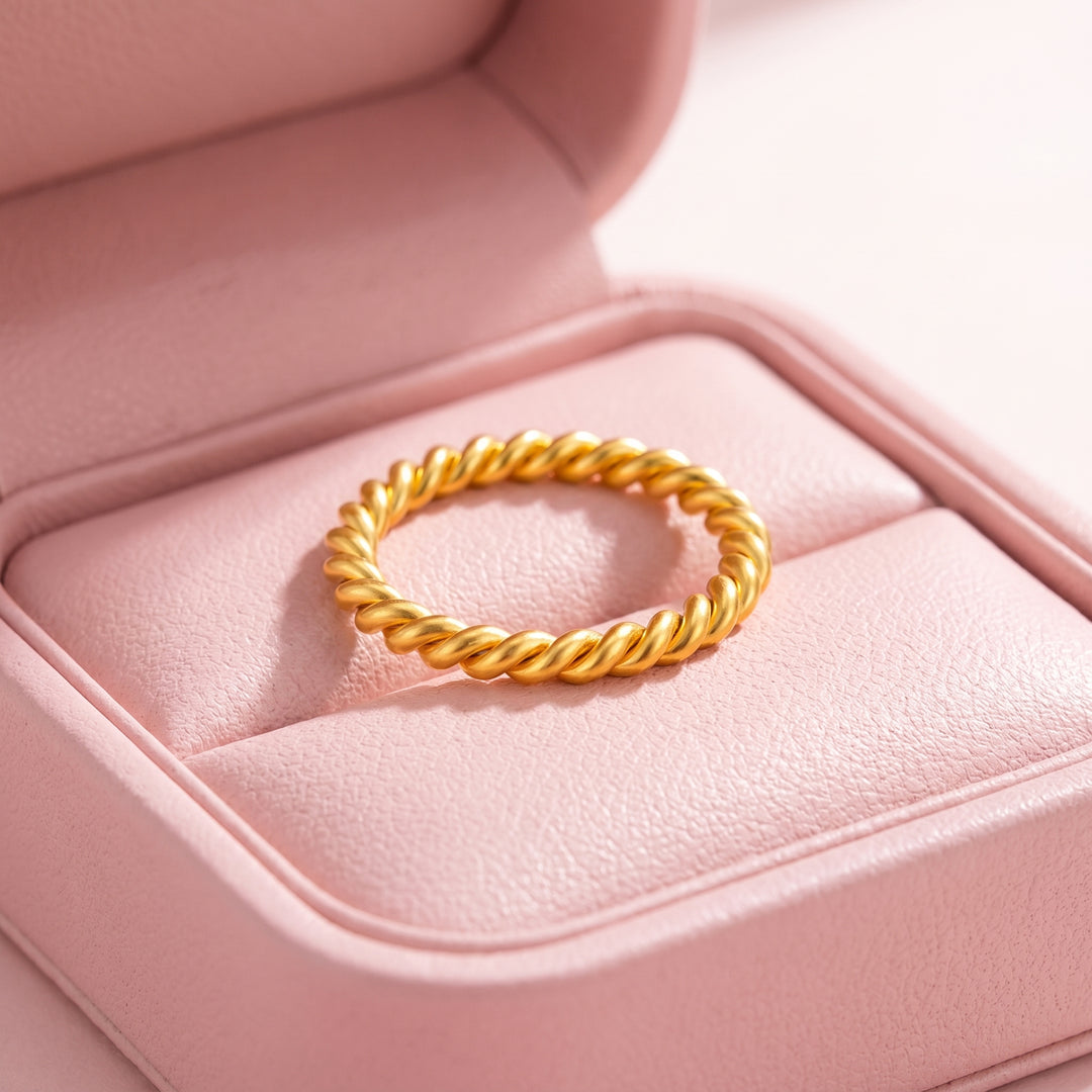 Twisted Eternal Rope Ring | Luxe2100