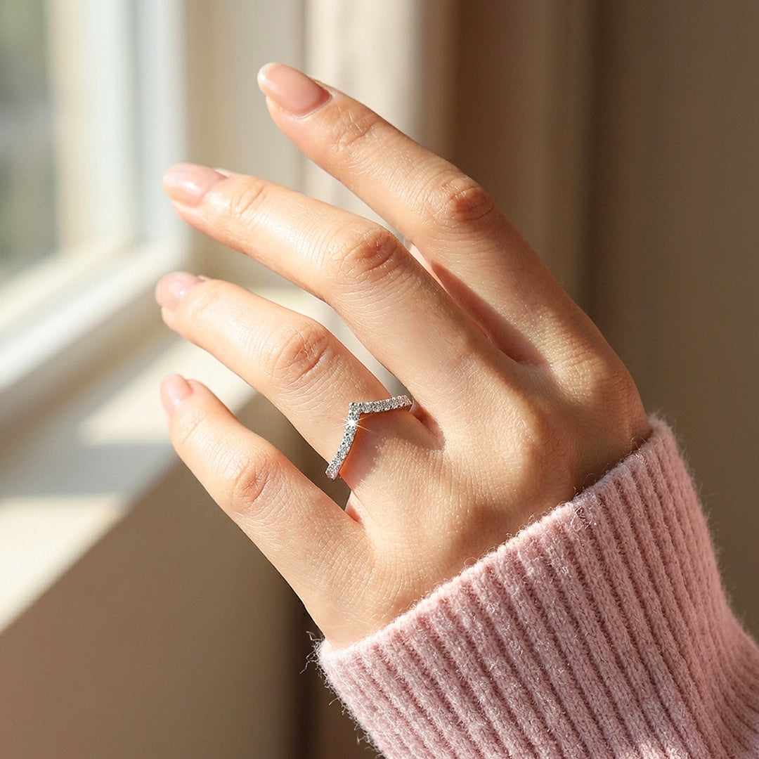 Aura Wishbone Pavé | Women&