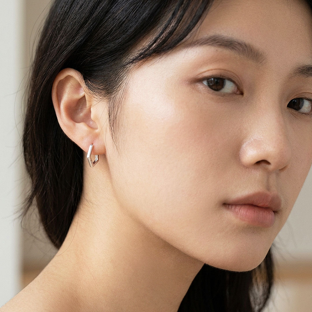 Pentagon Geometric Huggie Earrings | Luxe2903