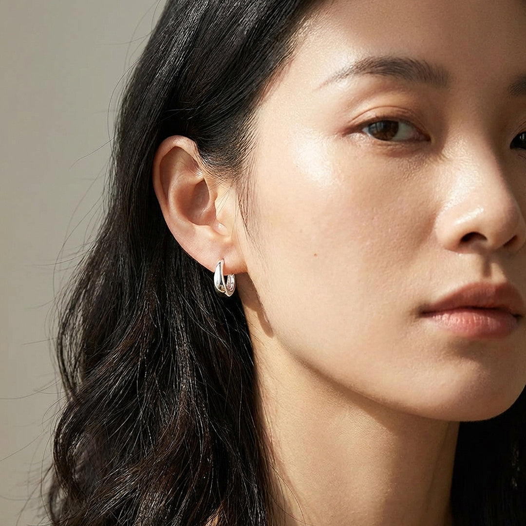 Tapered Dome Huggie Earrings | Luxe3678