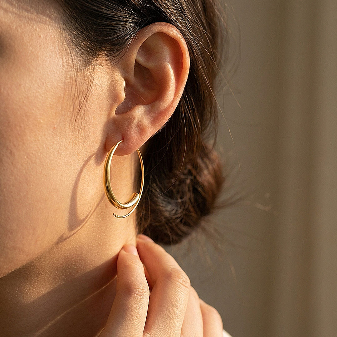 Tapered Open Hoop Earrings | Luxe3703