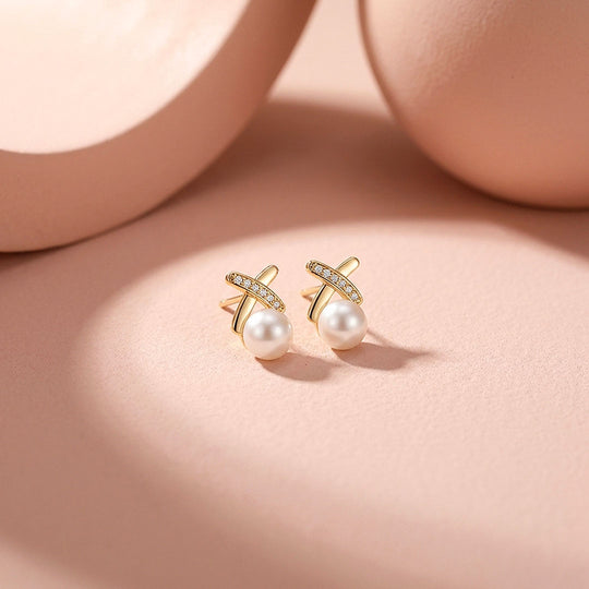 Pavé Cross &amp; Pearl Stud Earrings | Luxe3704