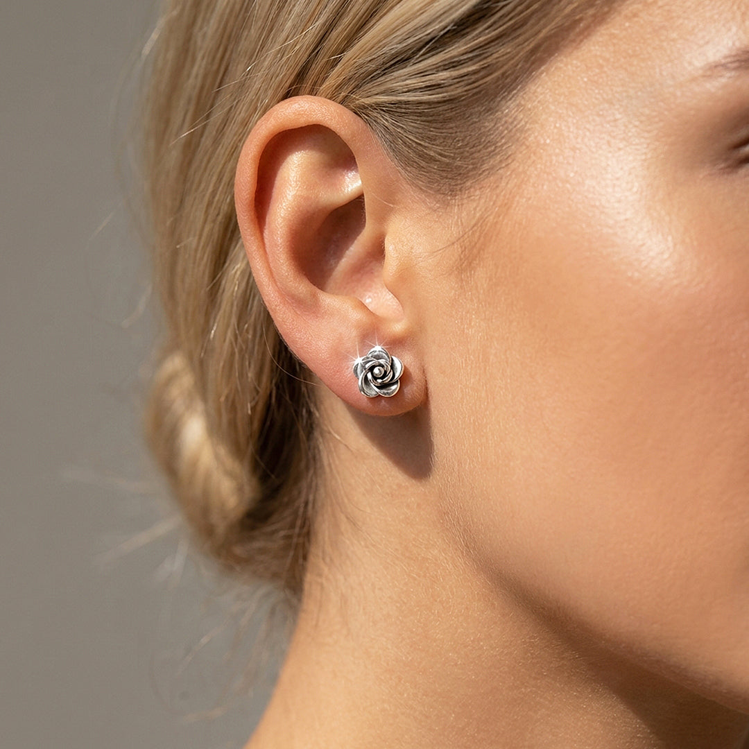 Rose Stud Earrings | Luxe3755