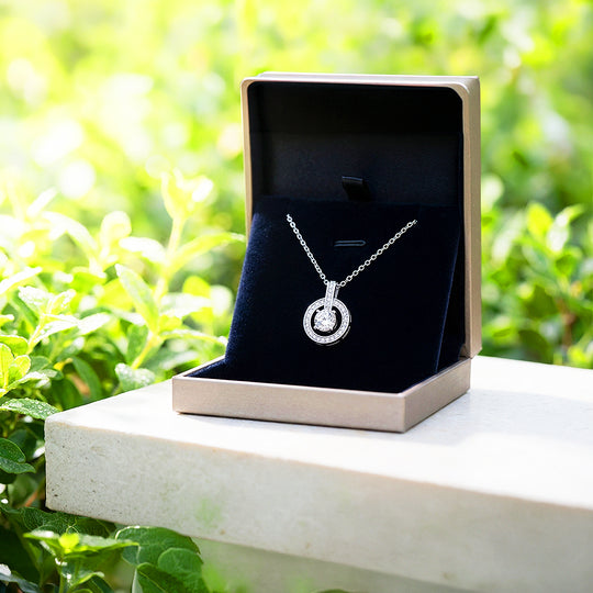 Classic Halo Circle Pendant Necklace | White Gold | Luxe4459