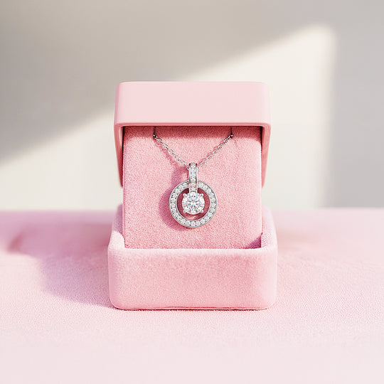 Classic Halo Circle Pendant Necklace | White Gold | Luxe4459