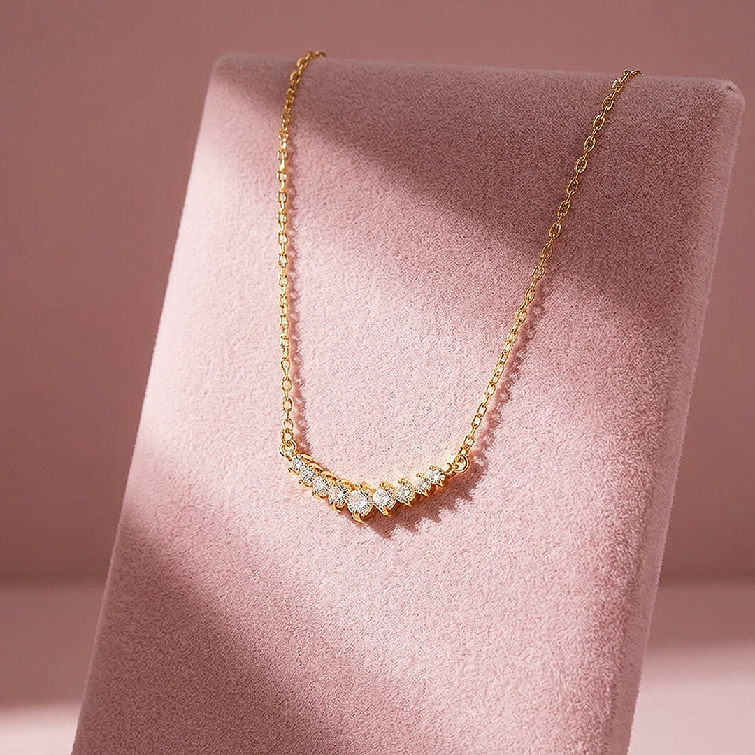 Graduated Curved Bar Pendant Necklace | Gold | Luxe4486
