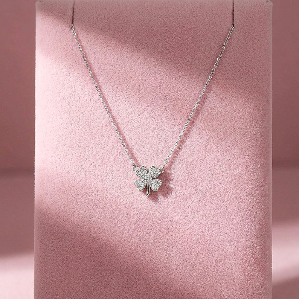 Four Leaf Clover Pendant Necklace | Silver | Luxe4489