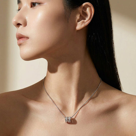 Triple Band Barrel Pendant Necklace | Luxe4514
