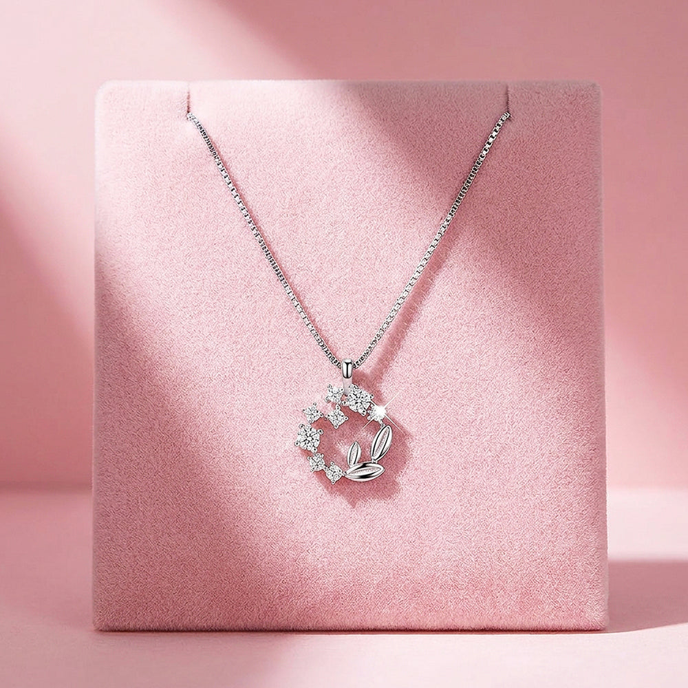 Star & Circle Cluster Pendant Necklace | Luxe4516