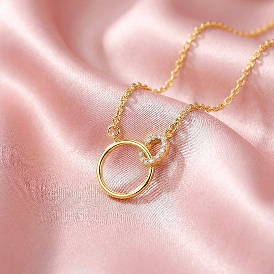 Interlocking Double Circle Pendant Necklace | Luxe4523