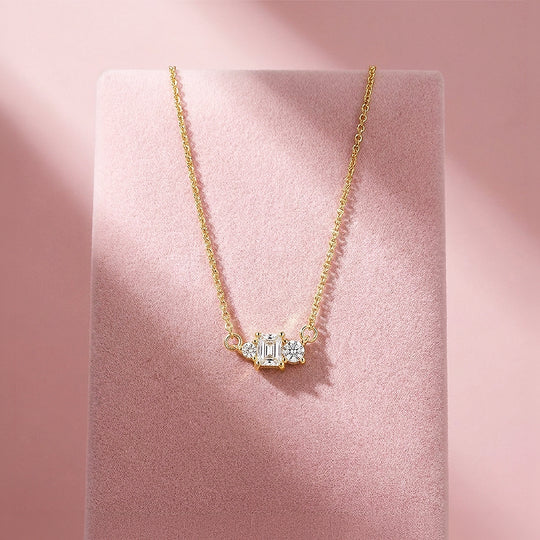 Emerald-Cut Trio Pendant Necklace | Luxe4524