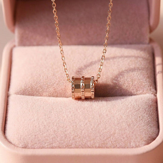 Ribbed Barrel Pendant Necklace | Luxe4525