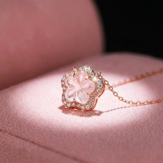 Floral Clover Halo Pendant Necklace | Luxe4529