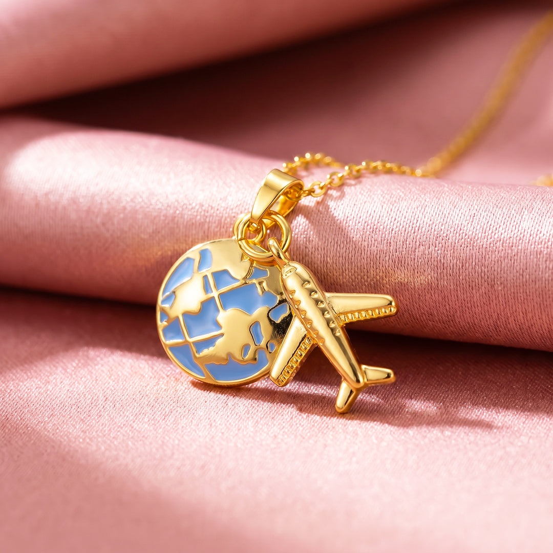 Globe Airplane Travel Charm Pendant Necklace | Gold | Luxe4547